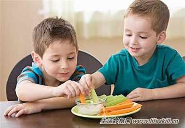 如何调养小孩的体质？